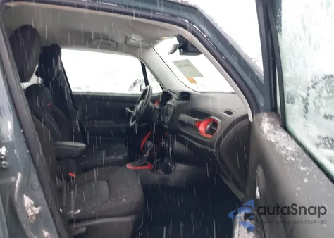 2015 Jeep Renegade Trailhawk z USA, uszkodzony, nr VIN ZACCJBCT7FPC15468